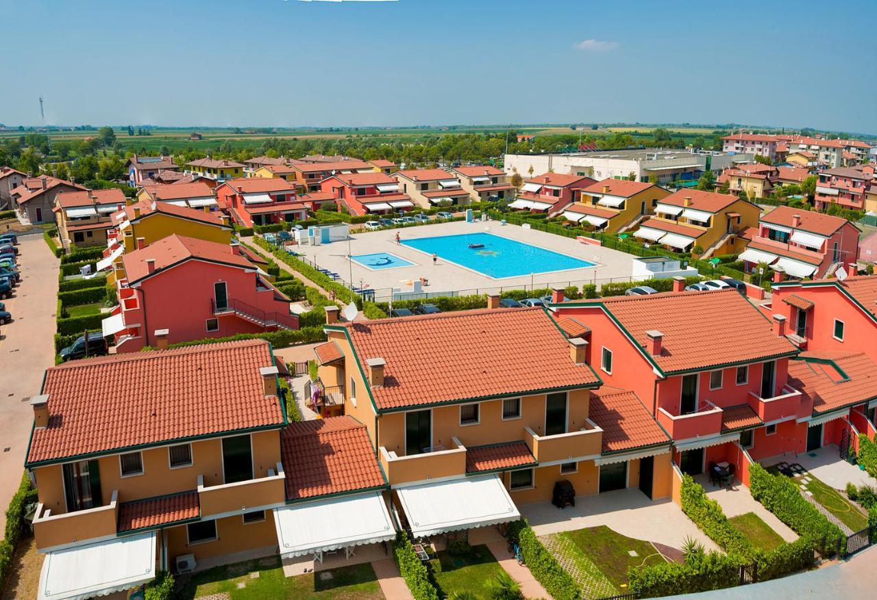 Villaggio Dei Fiori Caorle Exterior foto